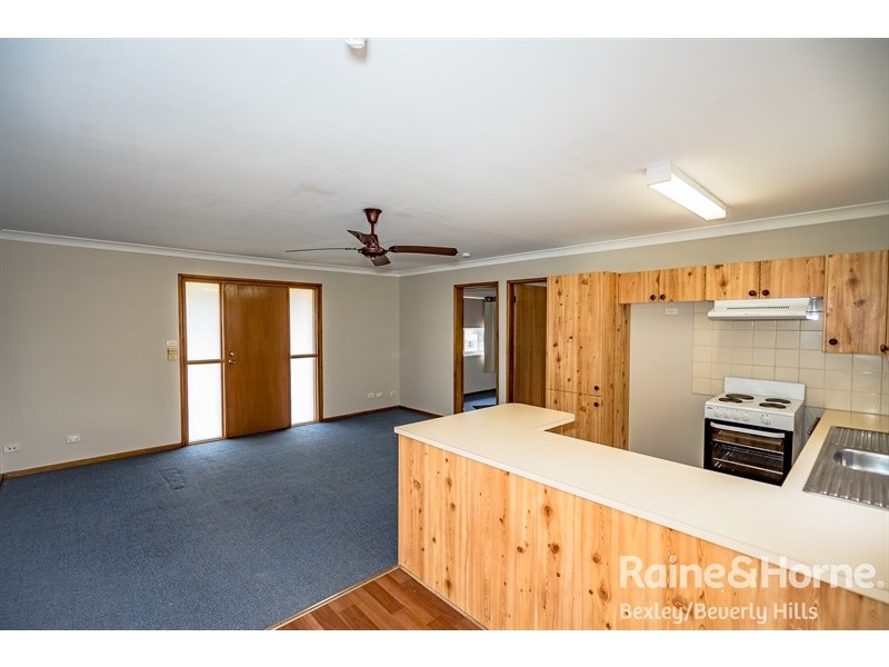 1D Barnards Ave, Hurstville NSW 2220