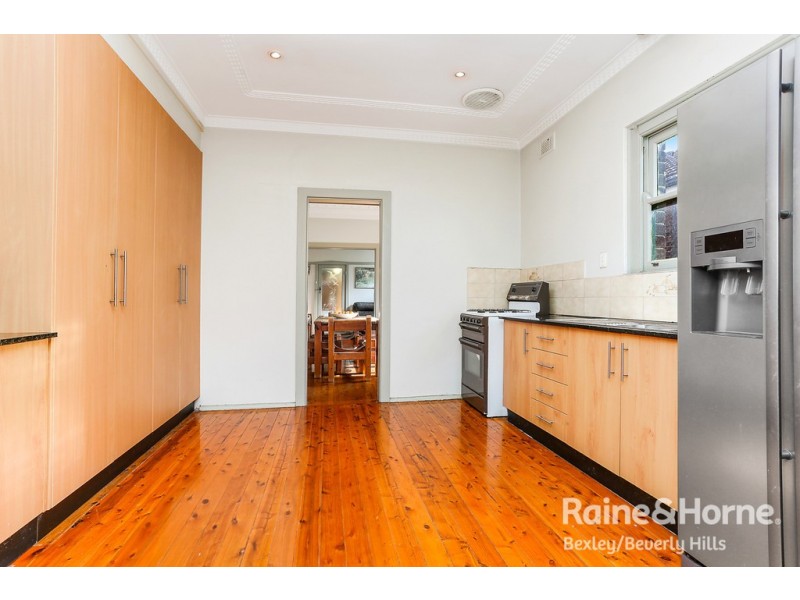 69 Warraroong Street, Beverly Hills NSW 2209