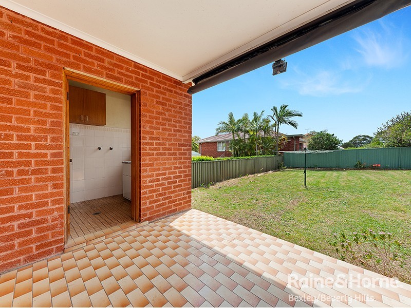 27 Edward Street, Kingsgrove NSW 2208