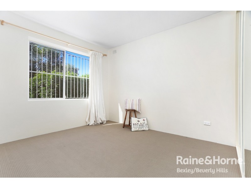 2/7 Phillip Street, Roselands NSW 2196