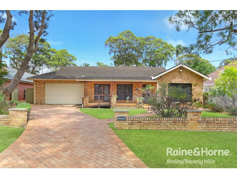 26 Actinotus Avenue, Caringbah South NSW 2229