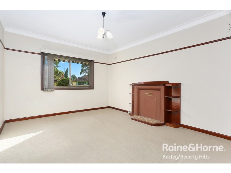 94 Stoddart Street, Roselands NSW 2196