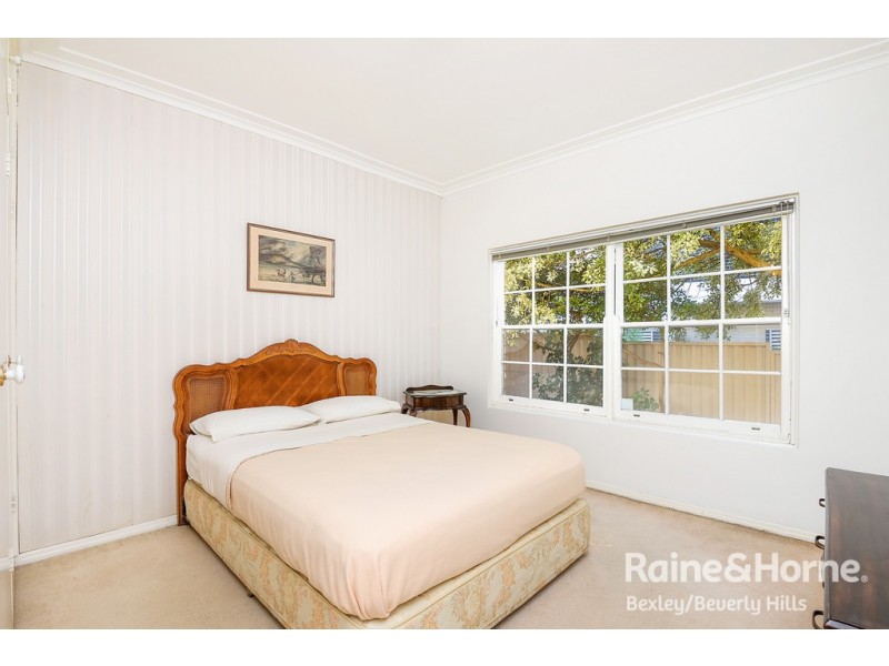 2/9 Harrow Road, Bexley NSW 2207