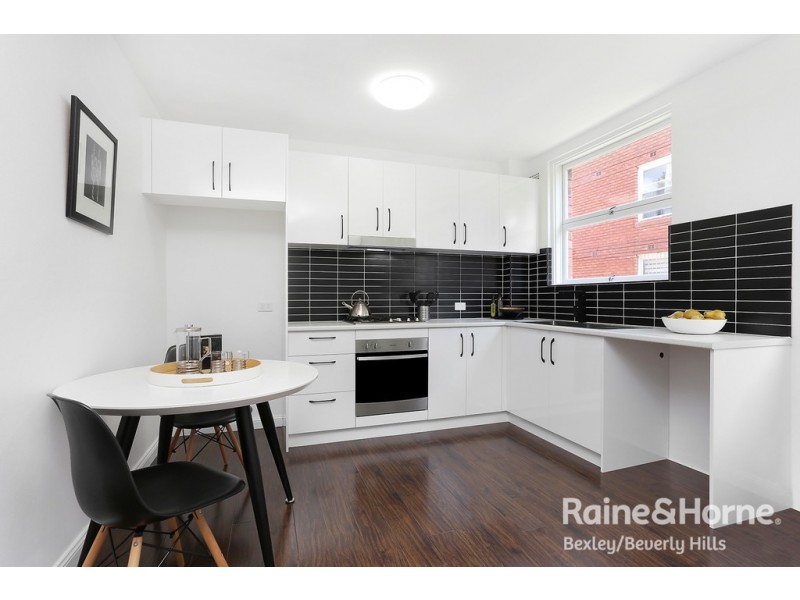 2/127 Evaline Street, Campsie NSW 2194