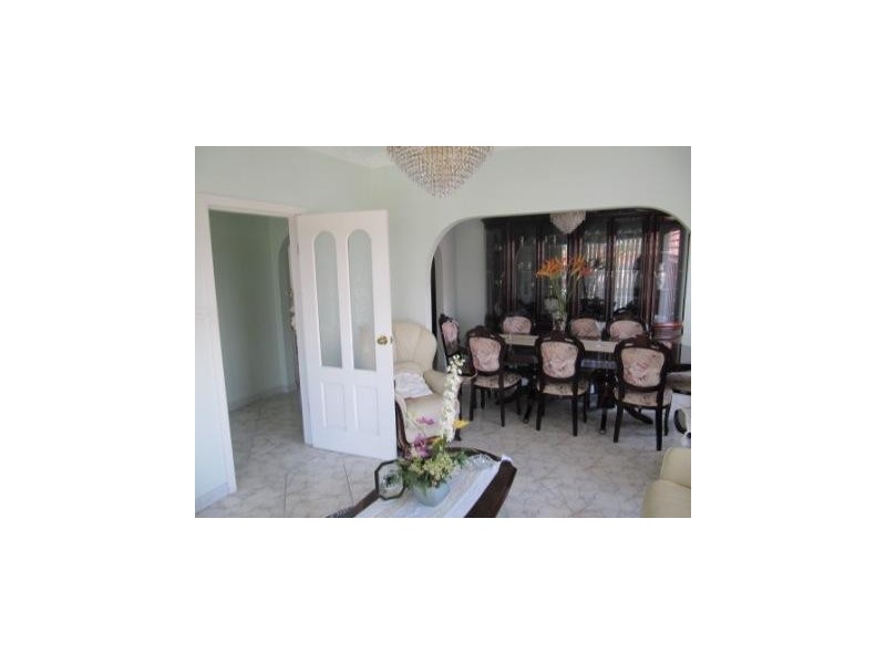 12 Churchill St, Bardwell Park NSW 2207