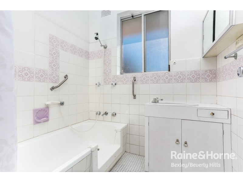 6/94 Sproule Street, Lakemba NSW 2195