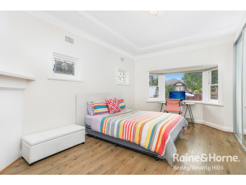 1 Halley Avenue, Bexley NSW 2207