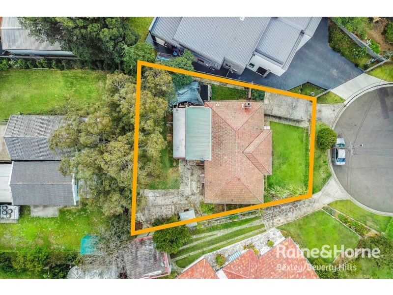 43 Simmons Road, Kingsgrove NSW 2208