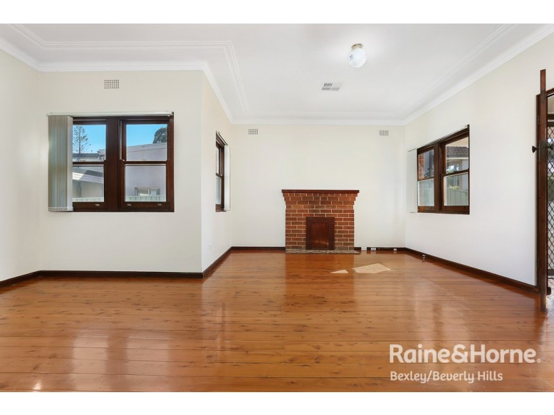 29 Carrington Street, Bexley NSW 2207