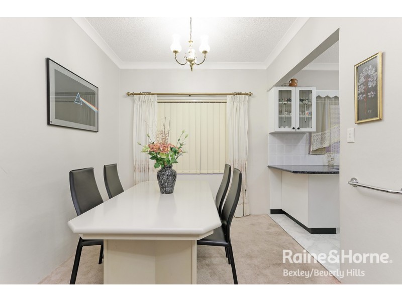 2/55 St Georges Parade, Hurstville NSW 2220