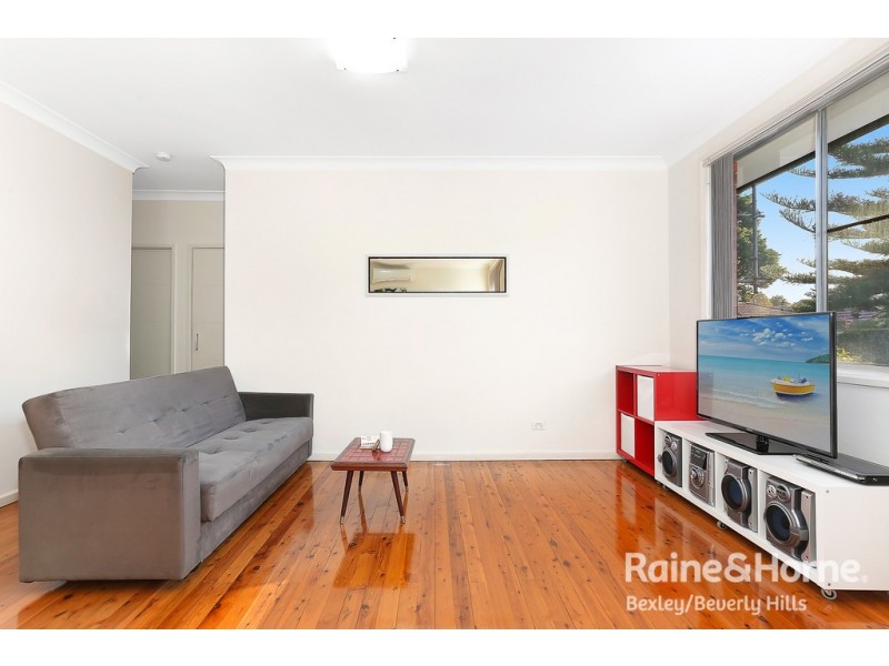2/3 St Georges Road, Bexley NSW 2207