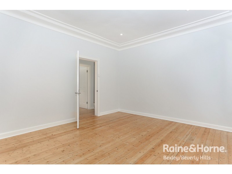 142 Stoney Creek Road, Beverly Hills NSW 2209