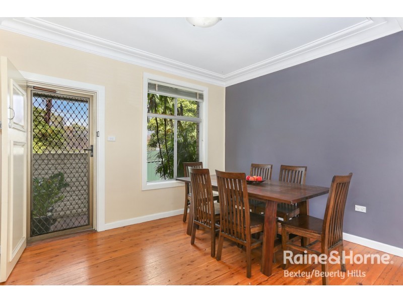 16 Trevone Street, Padstow NSW 2211