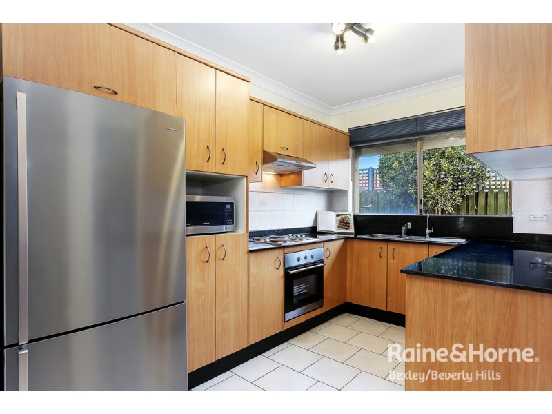 17/68-74 Bonds Road, Roselands NSW 2196