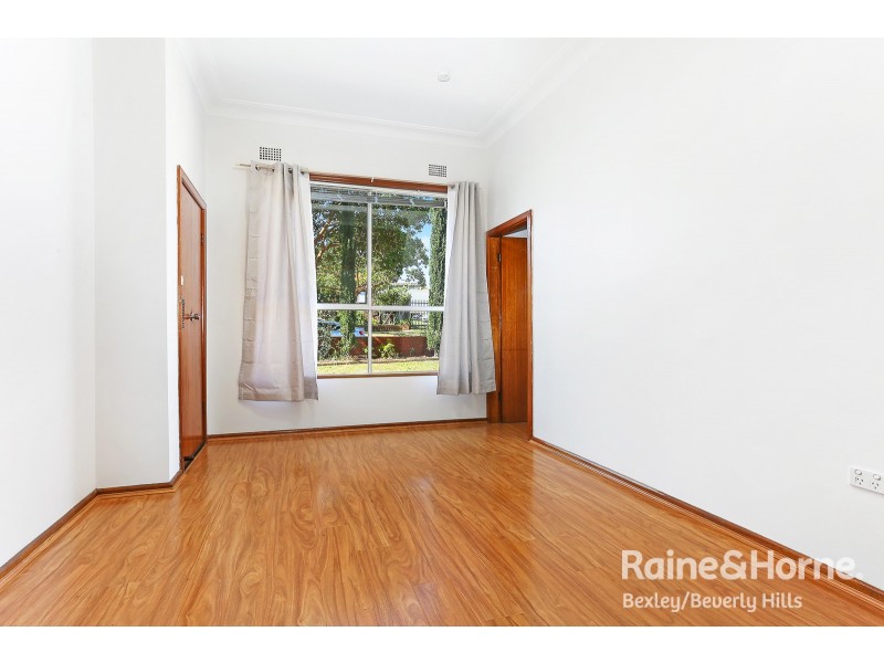 2/77 Melvin Street, Beverly Hills NSW 2209