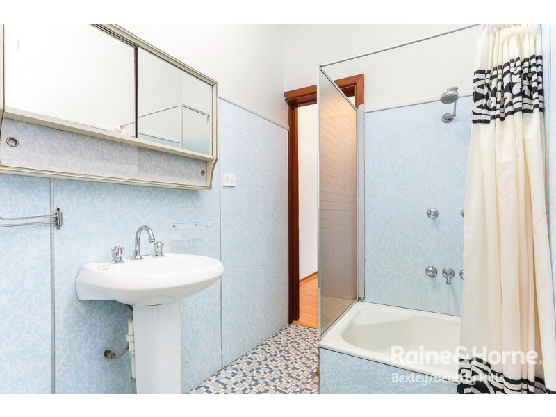 2/77 Melvin Street, Beverly Hills NSW 2209