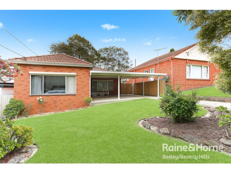 7 Roseview Ave, Roselands NSW 2196