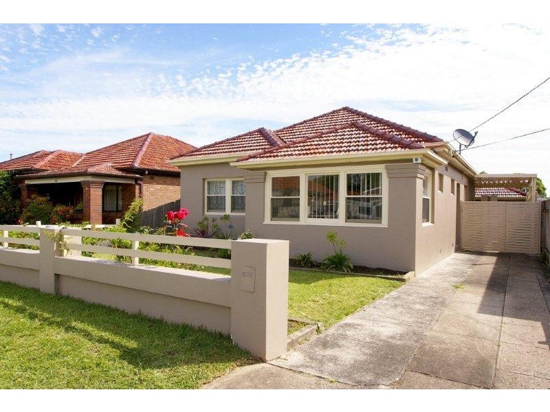 14 HANDLEY AVE, Bexley North NSW 2207
