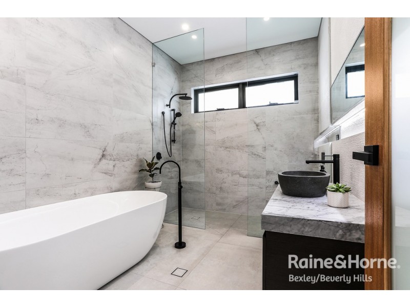 1a Clareville Avenue, Sans Souci NSW 2219