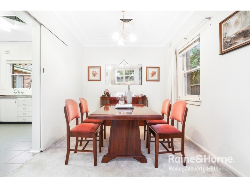 34 Fairview Avenue, Roselands NSW 2196