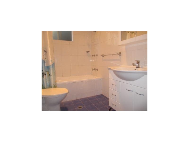 1/400a FOREST RD, Bexley NSW 2207