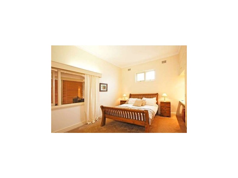 680 FOREST RD, Bexley NSW 2207