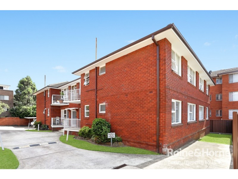 1/13 Phillip Street, Roselands NSW 2196