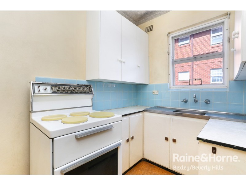 1/13 Phillip Street, Roselands NSW 2196