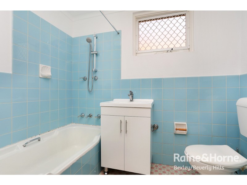 1/13 Phillip Street, Roselands NSW 2196