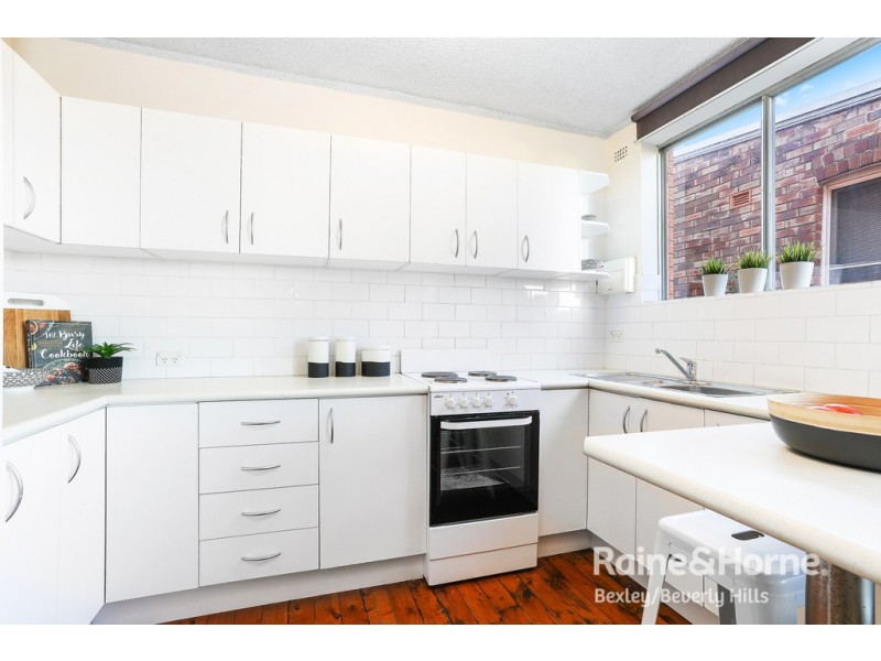 4/10 Henson Street, Marrickville NSW 2204