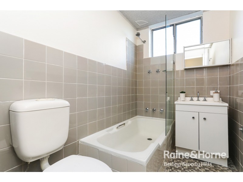 4/10 Henson Street, Marrickville NSW 2204