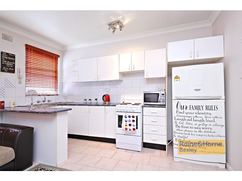 4/50 McCOURT sT, Wiley Park NSW 2195