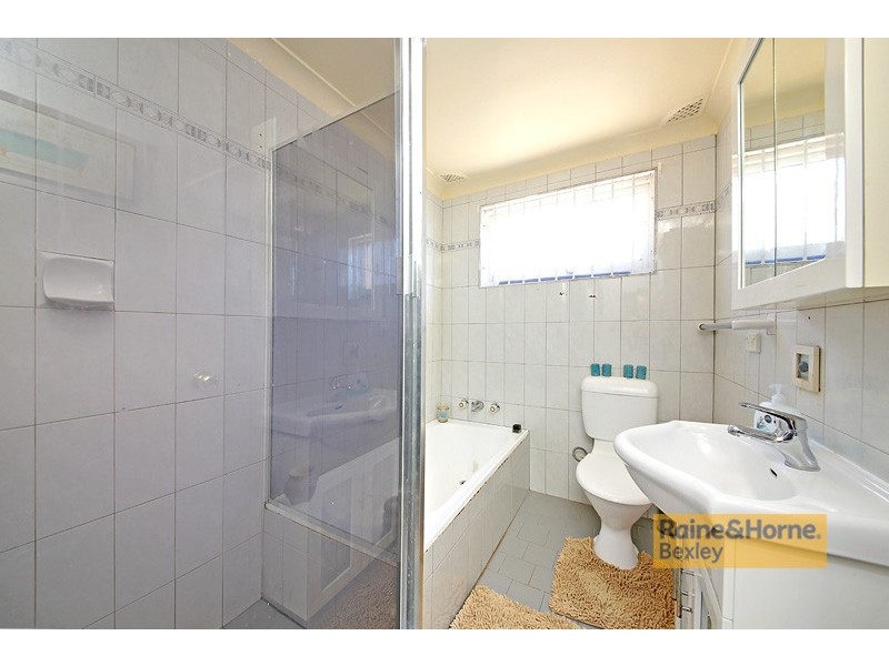 4/50 McCOURT sT, Wiley Park NSW 2195