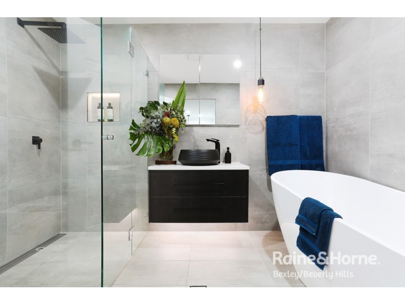 4/171-177 Moorefields Road, Roselands NSW 2196