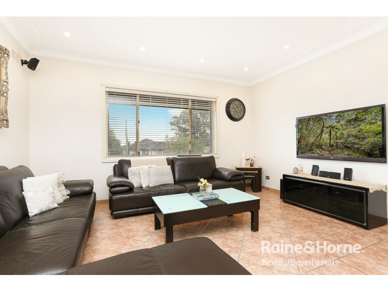 27 Nockolds Avenue, Punchbowl NSW 2196