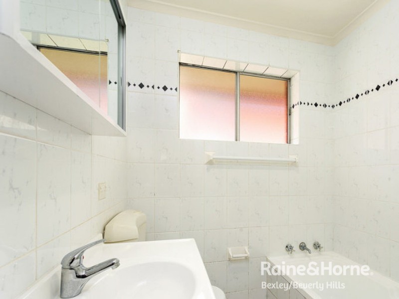 4/100 Leylands Parade, Belmore NSW 2192