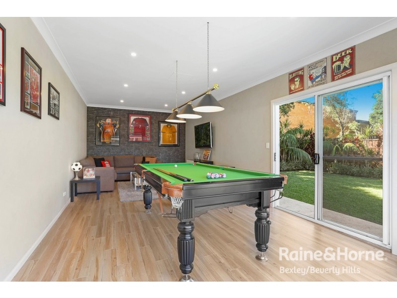 79 Glamis Street, Kingsgrove NSW 2208