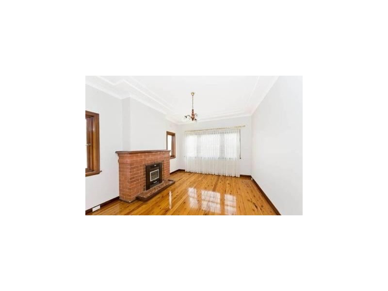 124 Croydon Rd, Bexley NSW 2207