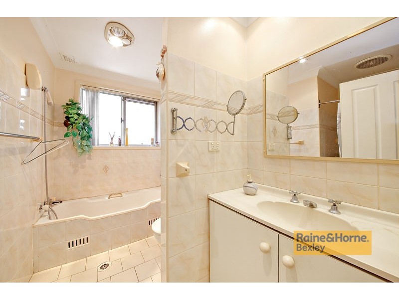 28  CARRINGTON ST, Bexley NSW 2207