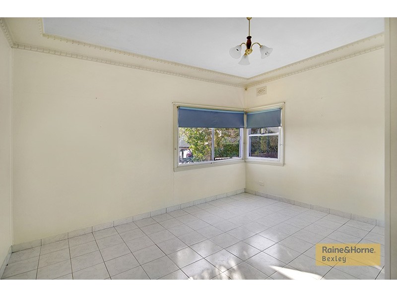 6 Eddystone Road, Bexley NSW 2207