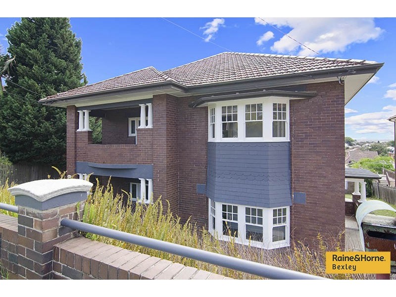 1/64 CRONULLA STREET, Carlton NSW 2218