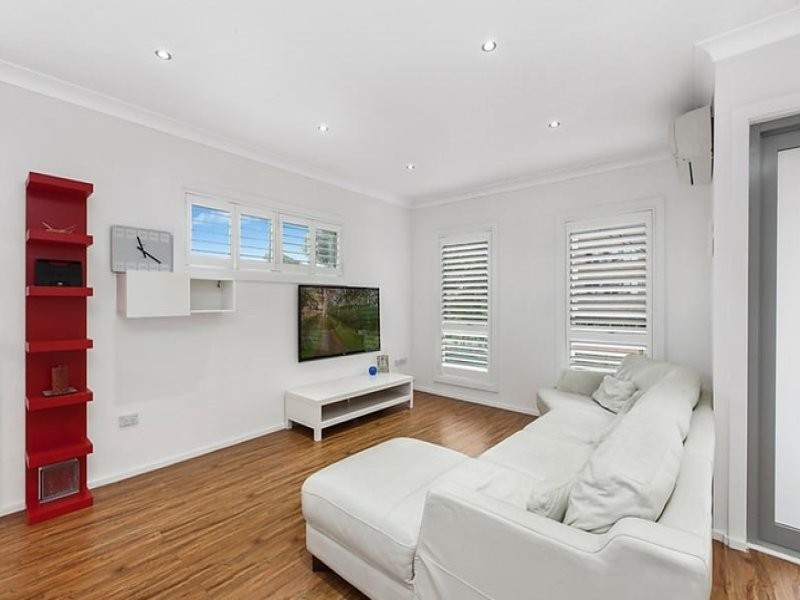 15 Bayview Street, Bexley NSW 2207
