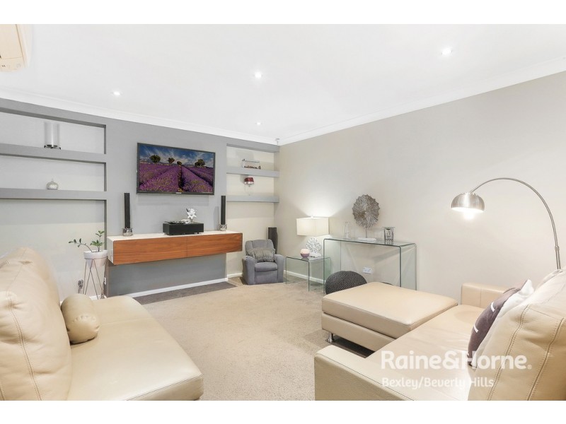 6 Gallipoli Street, Bossley Park NSW 2176