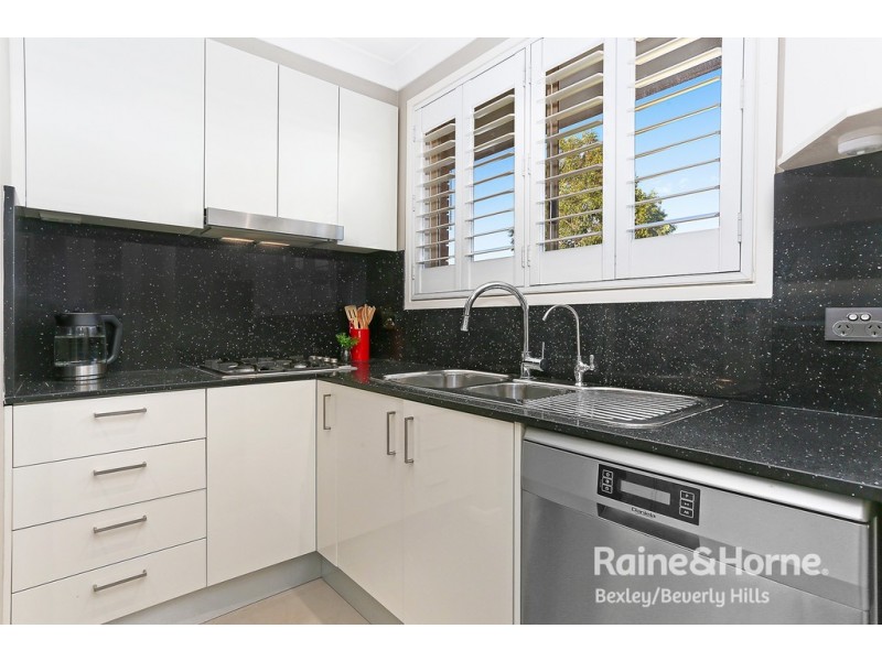 6 Gallipoli Street, Bossley Park NSW 2176