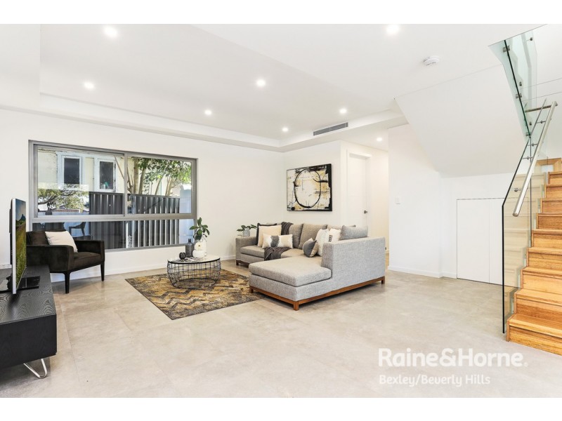 409 President Ave, Kirrawee NSW 2232
