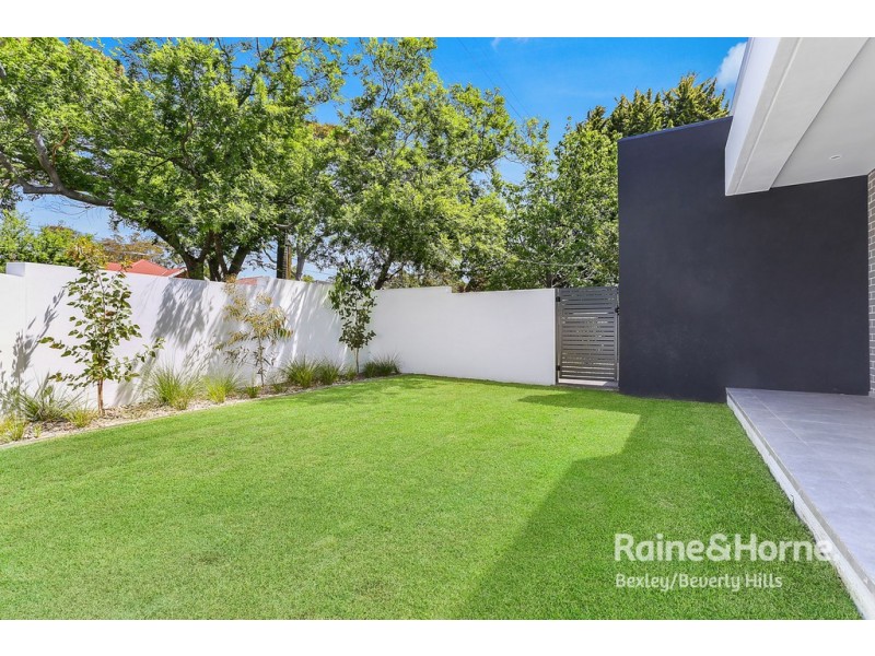 409 President Ave, Kirrawee NSW 2232