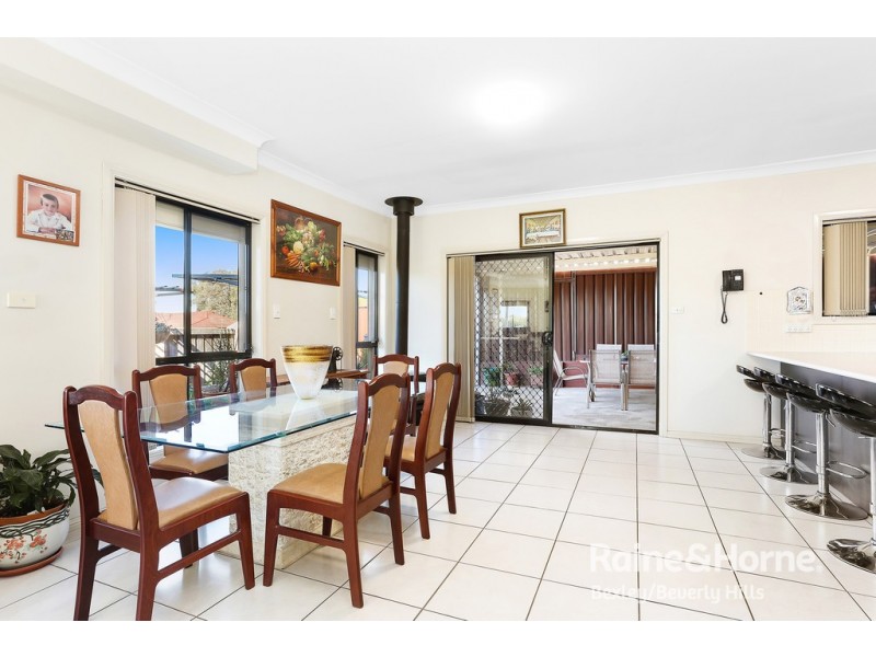 2a MORISON DRIVE, Lurnea NSW 2170