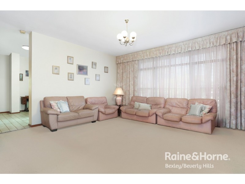 26 Cripps Avenue, Kingsgrove NSW 2208