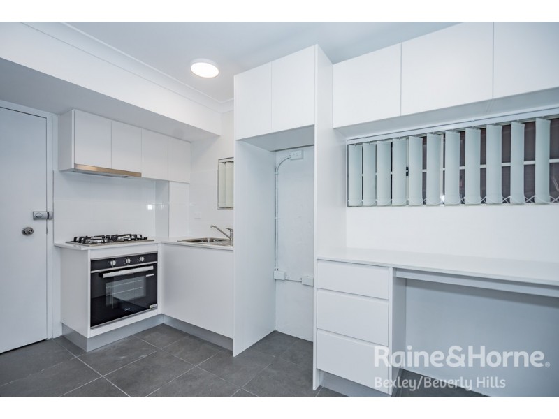 10/2 Macquarie Road, Auburn NSW 2144