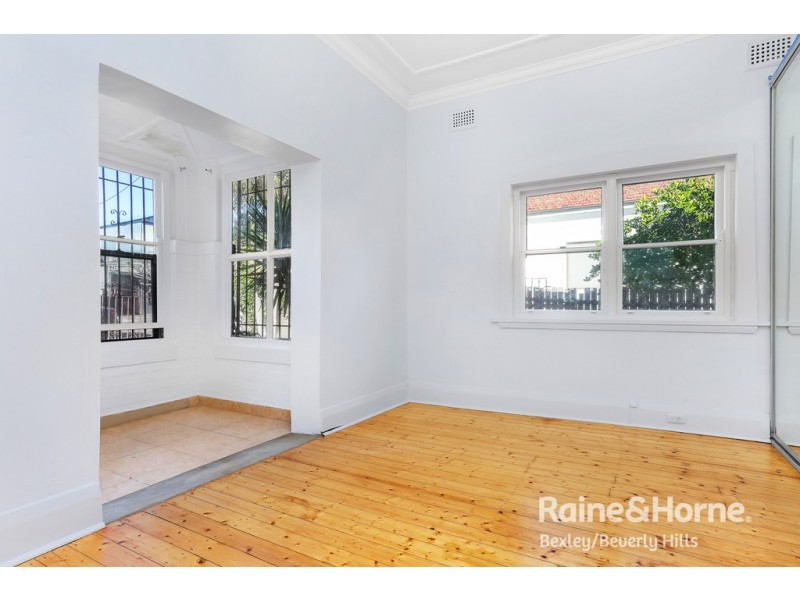 77 Wollongong Road, Arncliffe NSW 2205